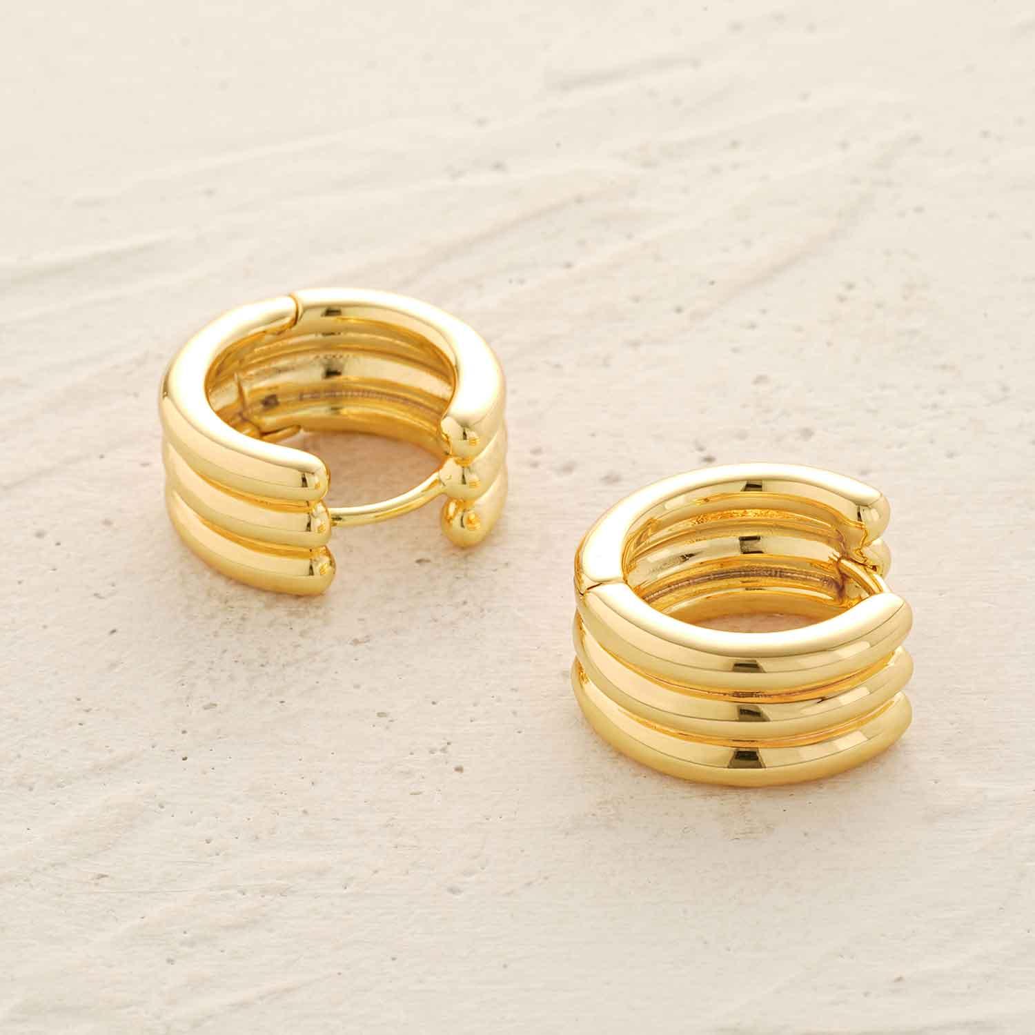 Ribbed Band Hoop Earrings