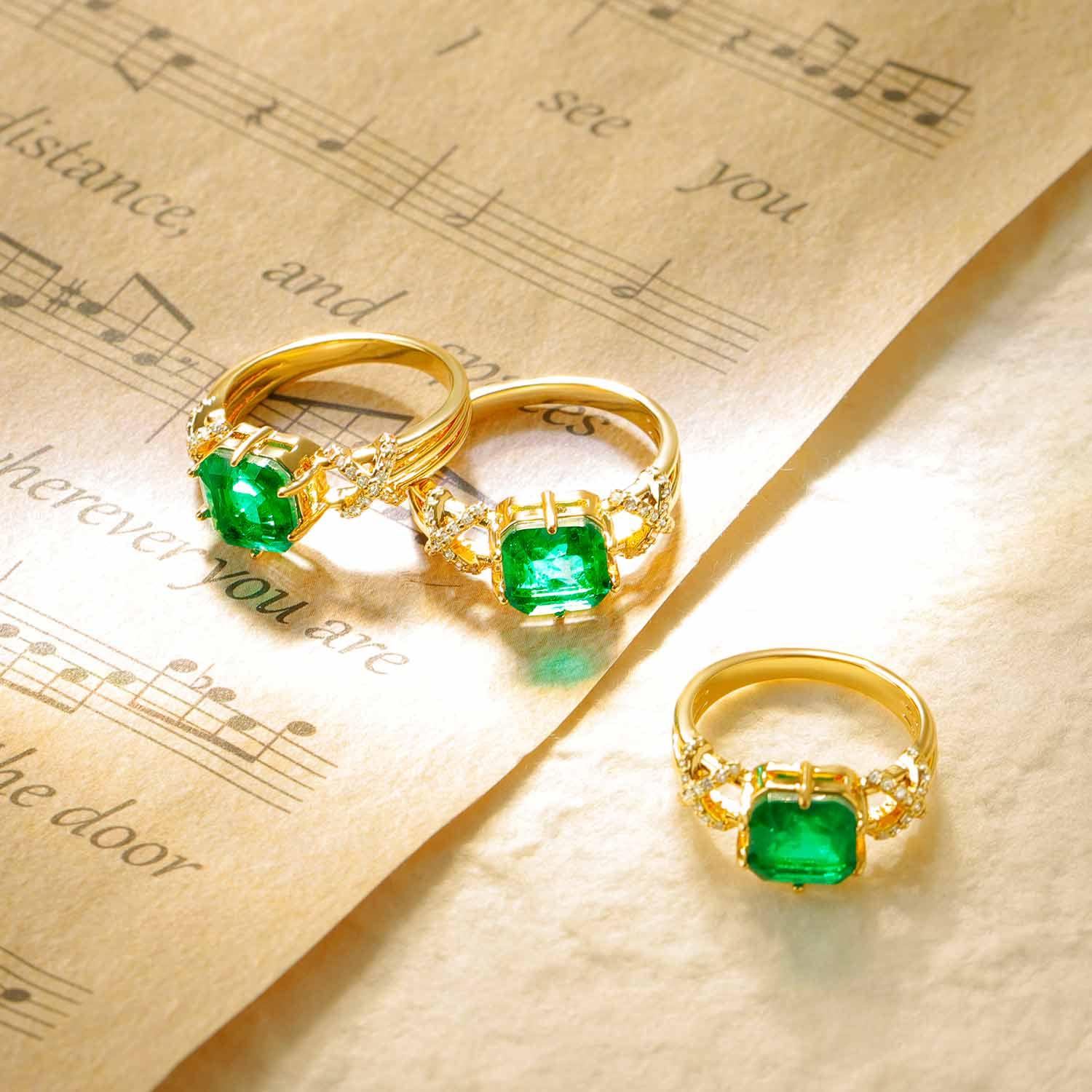 Square SIM Emerald/Paraiba Wavy Pave Ring
