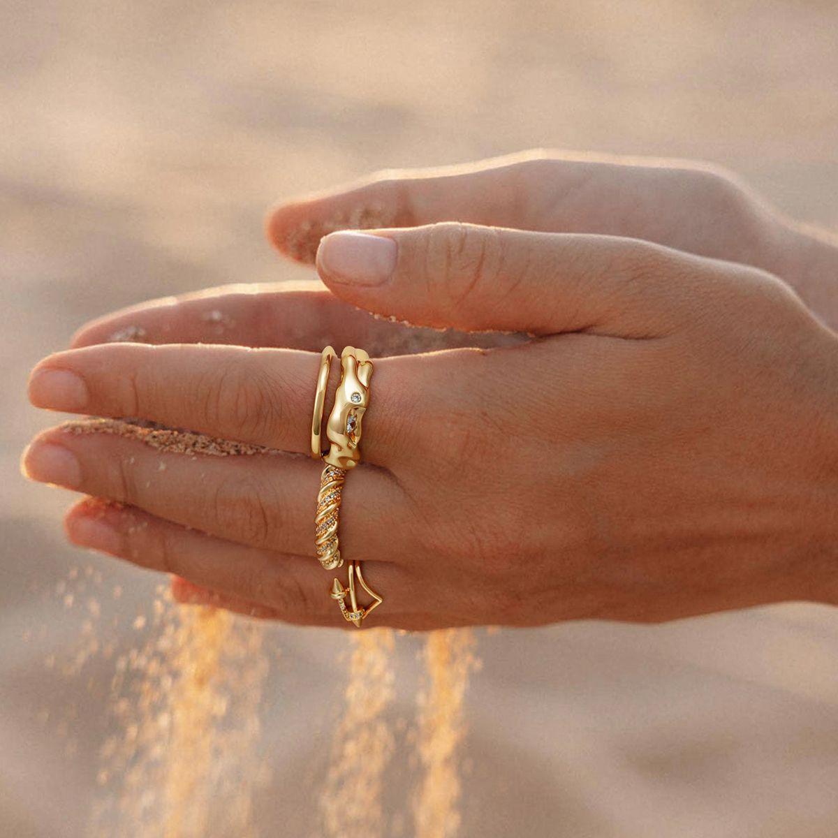 5MM Cubic Zirconia Twisted Band Ring