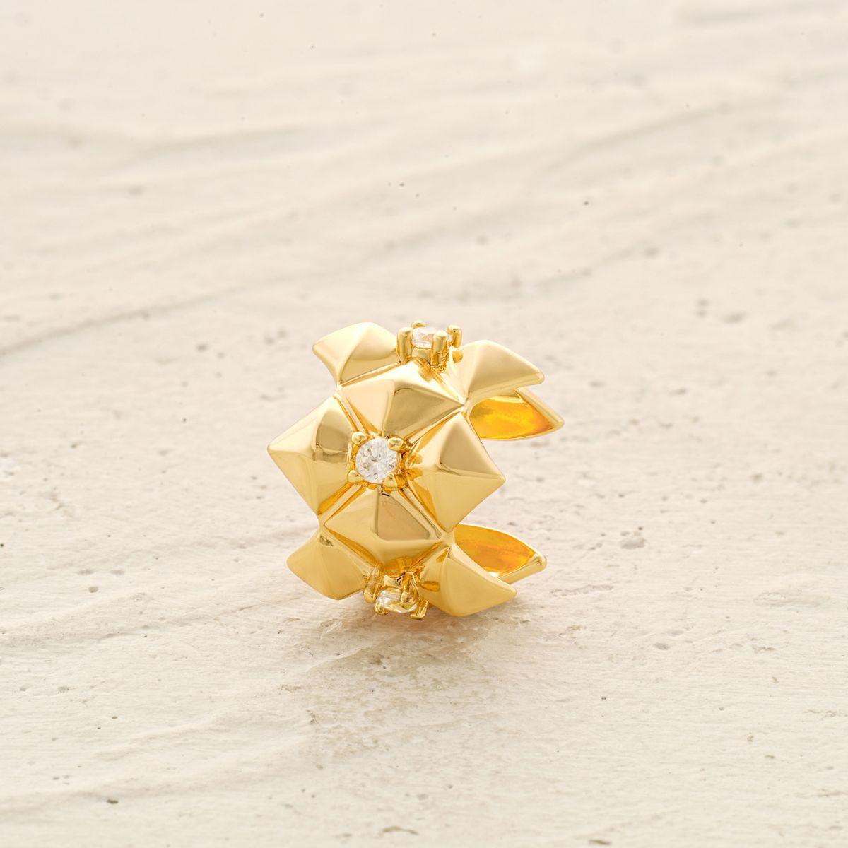 Cluster Pyramid Ear Cuff