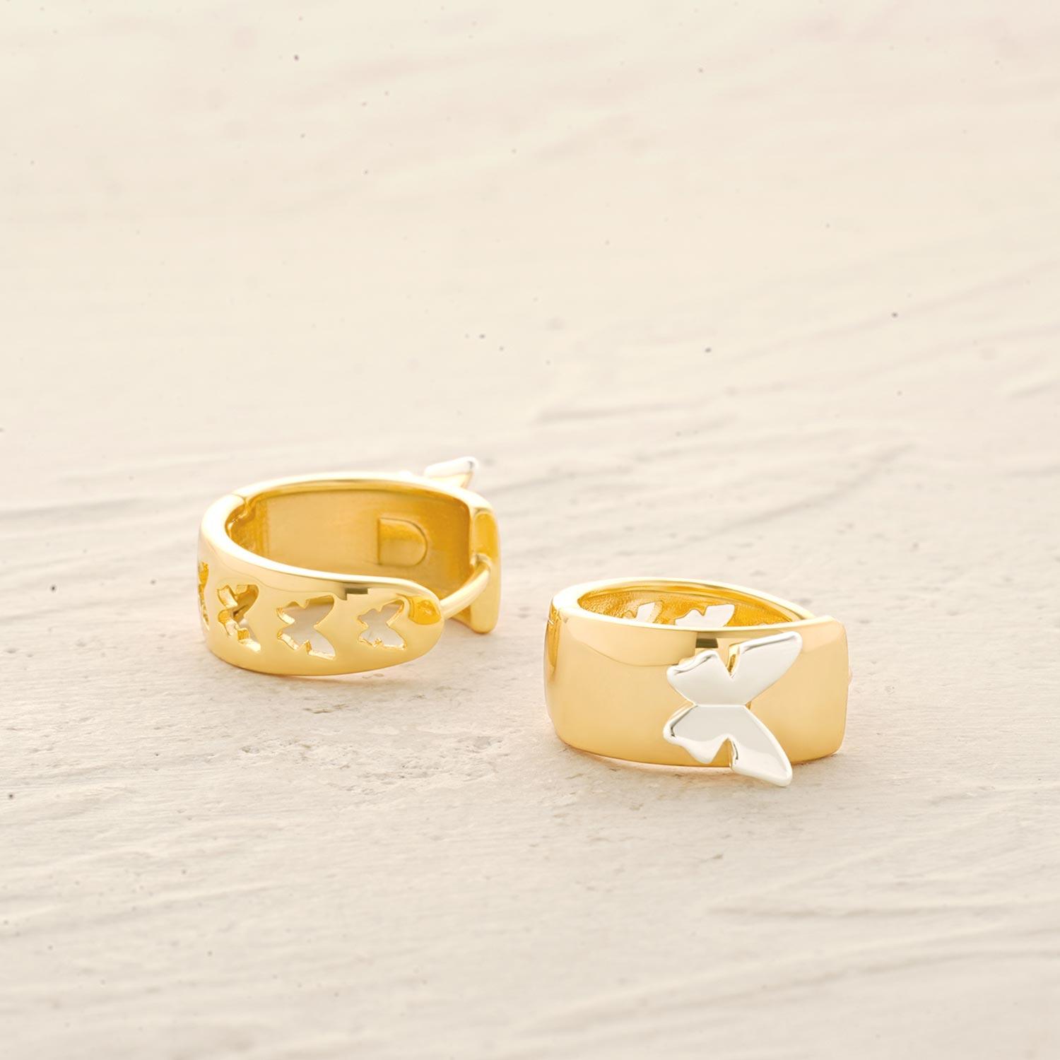 Detailed view of MYEARS® gold butterfly huggie hoop wing earrings, showcasing craftsmanship and wing design, ideal jewelry gift for women.