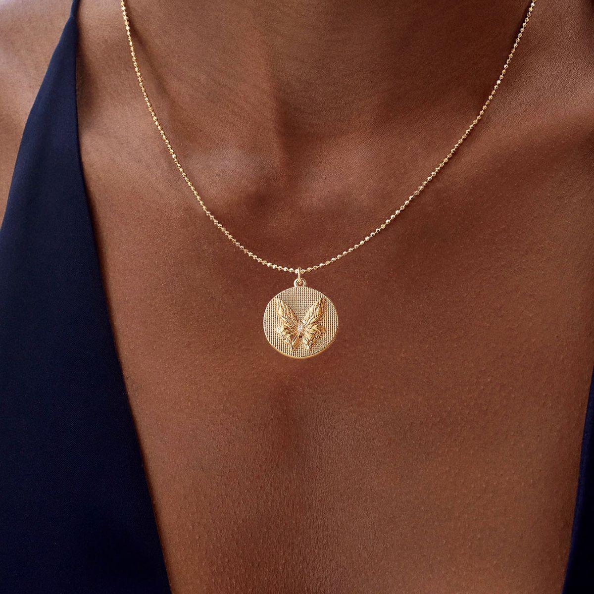 Gold Birth Flower Pendant Necklace