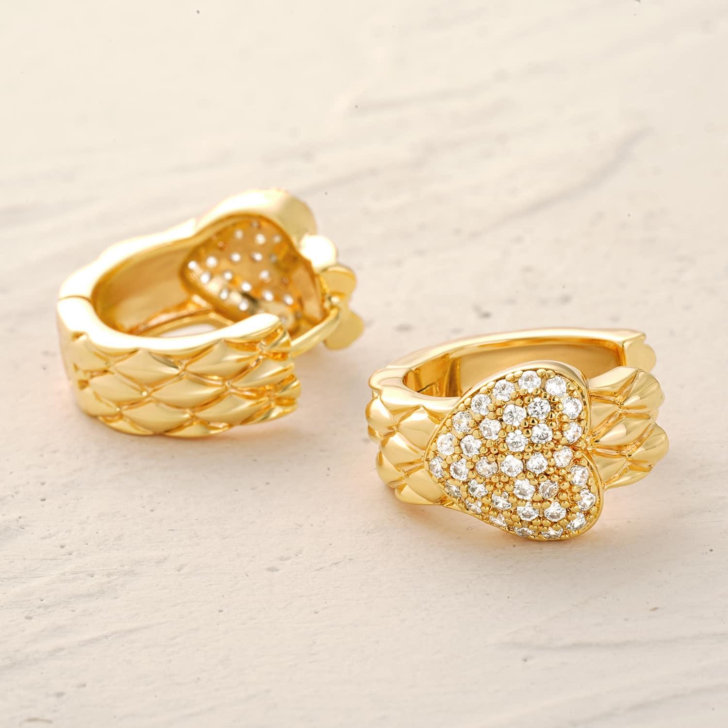 Heart Zirconia Embossed Huggie Earrings