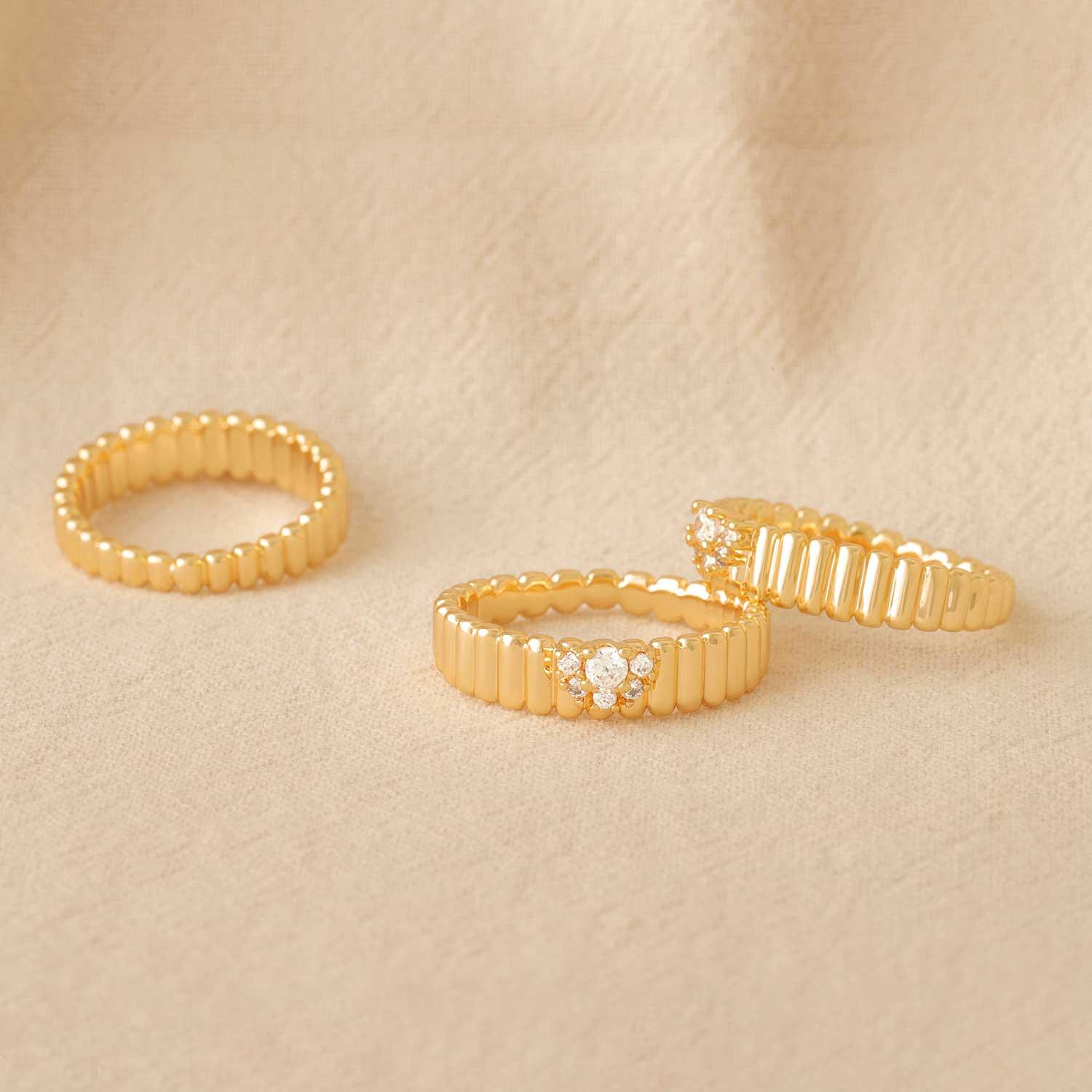 Flower Cluster Ribbed Ring