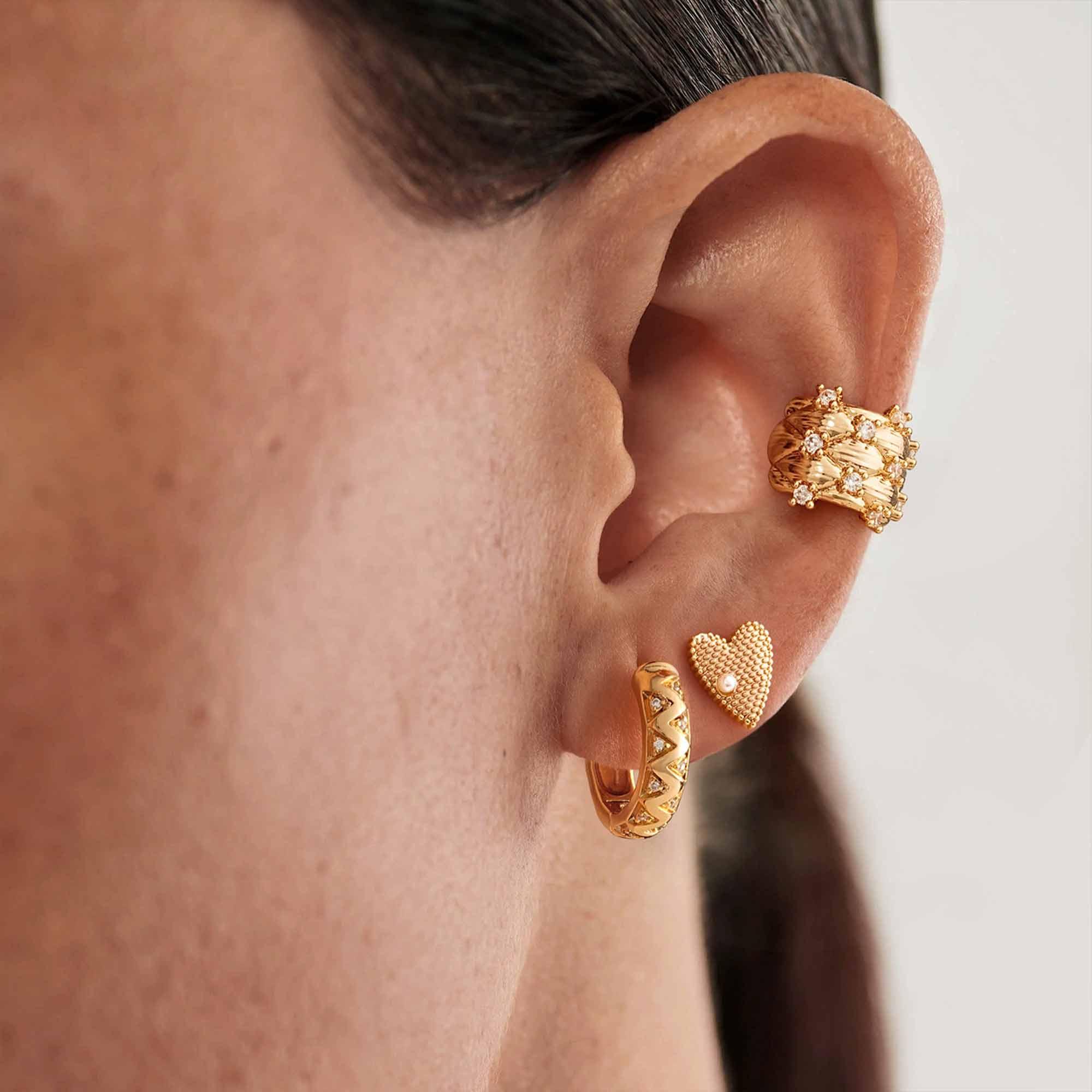 Heart Honeycomb Stud Earrings