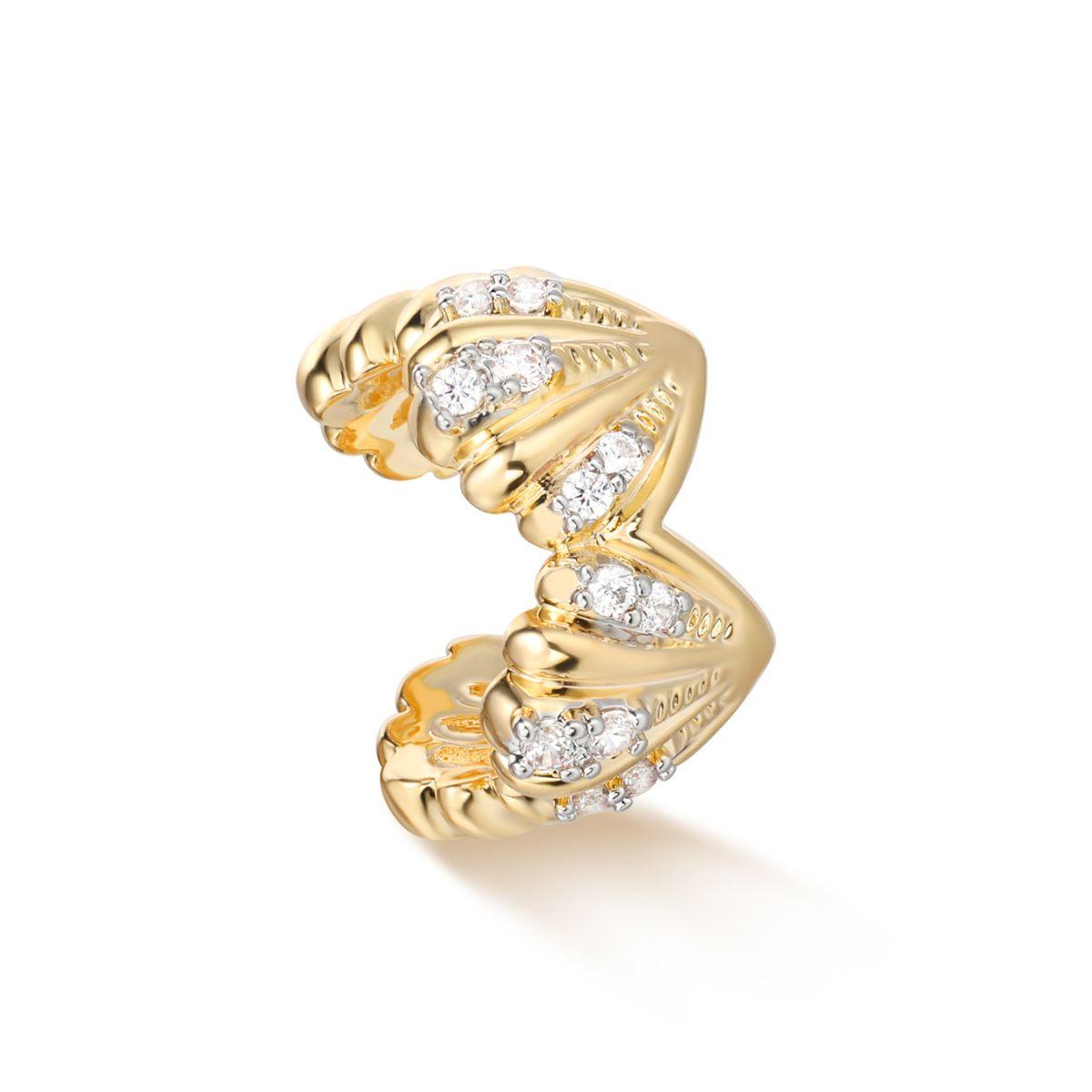Clam Shell Ear Cuff