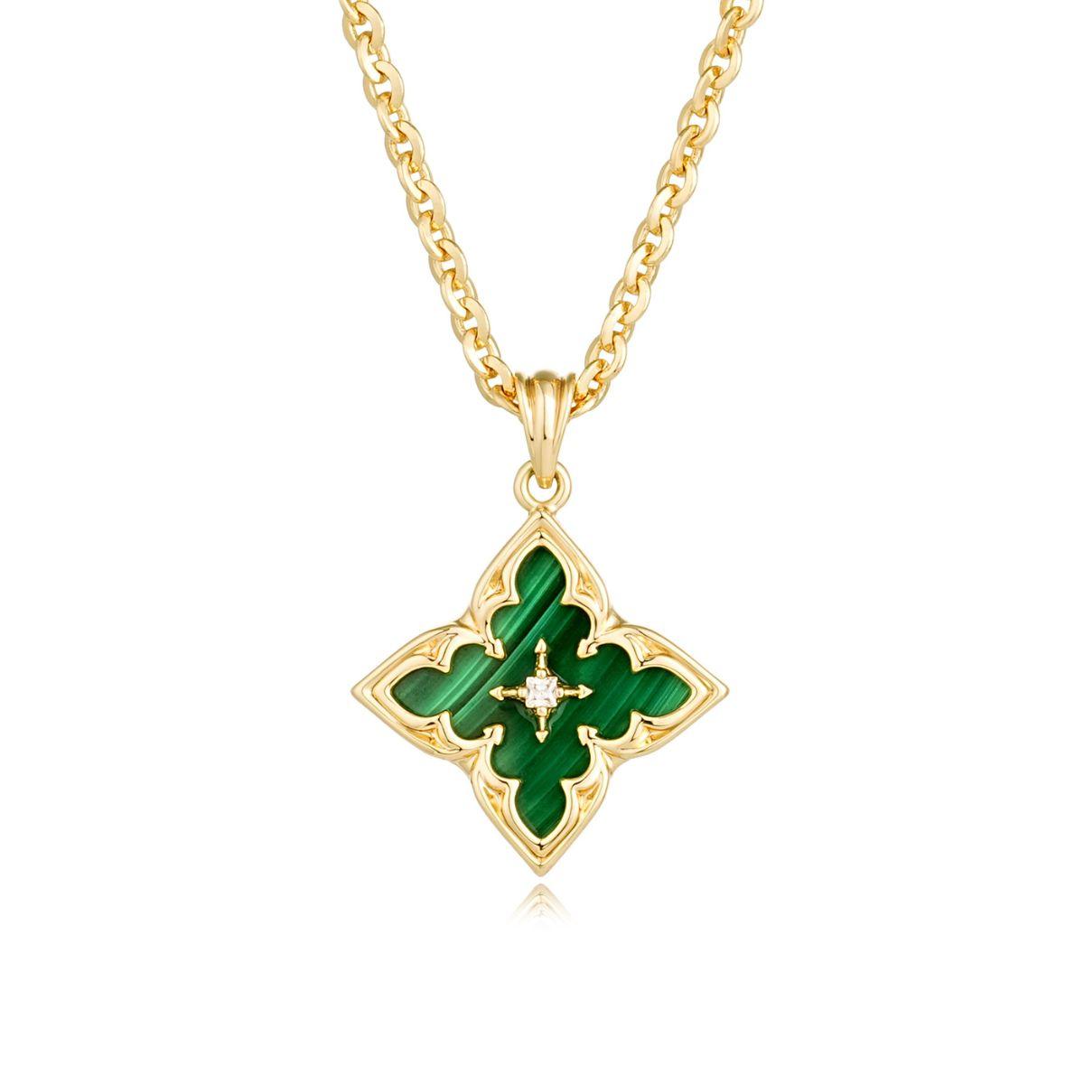 MYEARS Four Leaf Clover Malachitel Pendant Necklace in gold, elegant design for women, lucky charm for everyday wear
