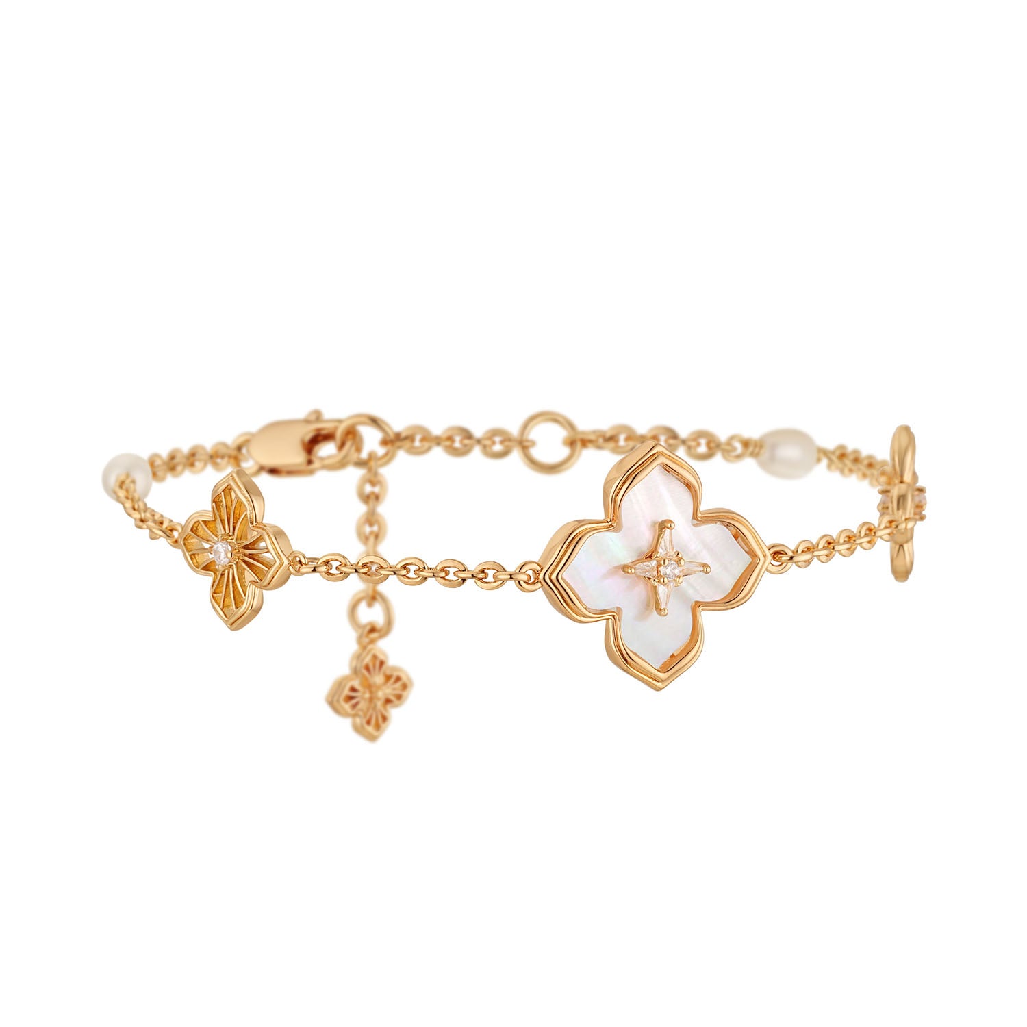 MYEARS Mother of Pearl Clover Bracelet in gold, elegant design for women, lucky charm for everyday wear