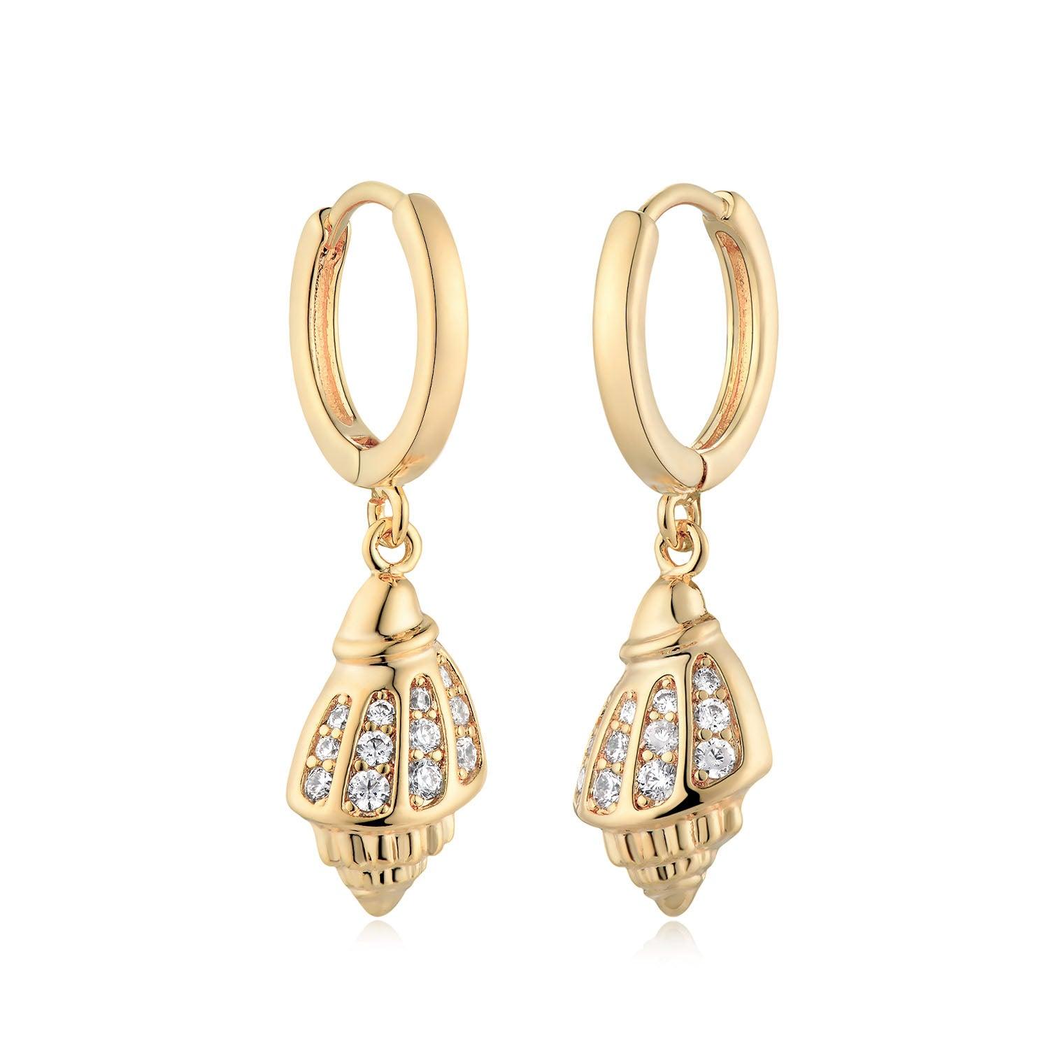 MYEARS® conch shell drop earrings for women, ocean-inspired gold shell dangle earrings, elegant jewelry gift for everyday wear.