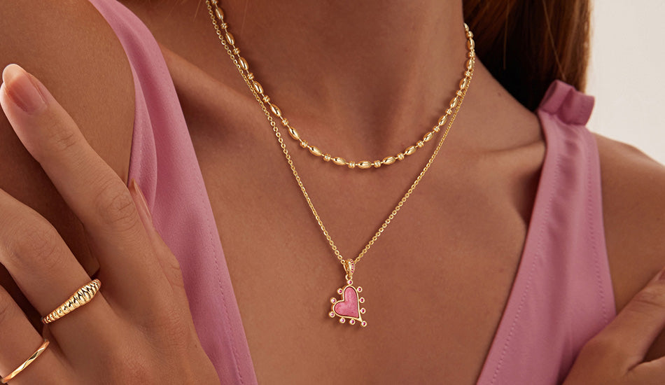 MYEARS® pendant necklaces for women in gold, the perfect gift for everyday wear