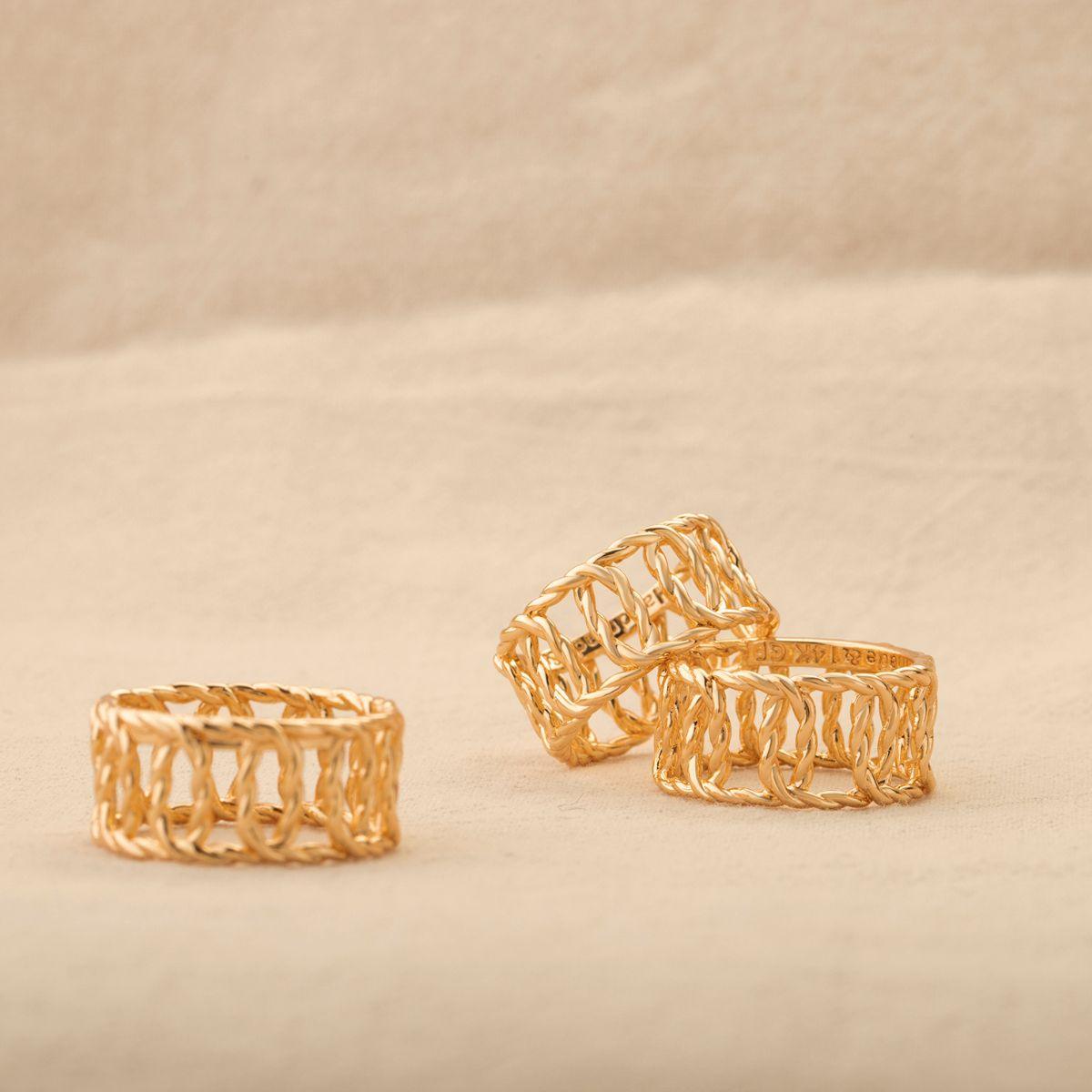 11MM Twisted Stack Hollow Ring