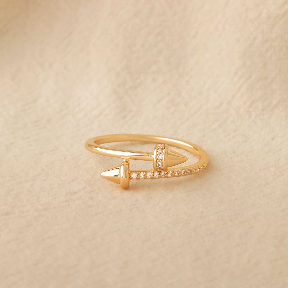 Cubic Zirconia Spike Arrow Ring