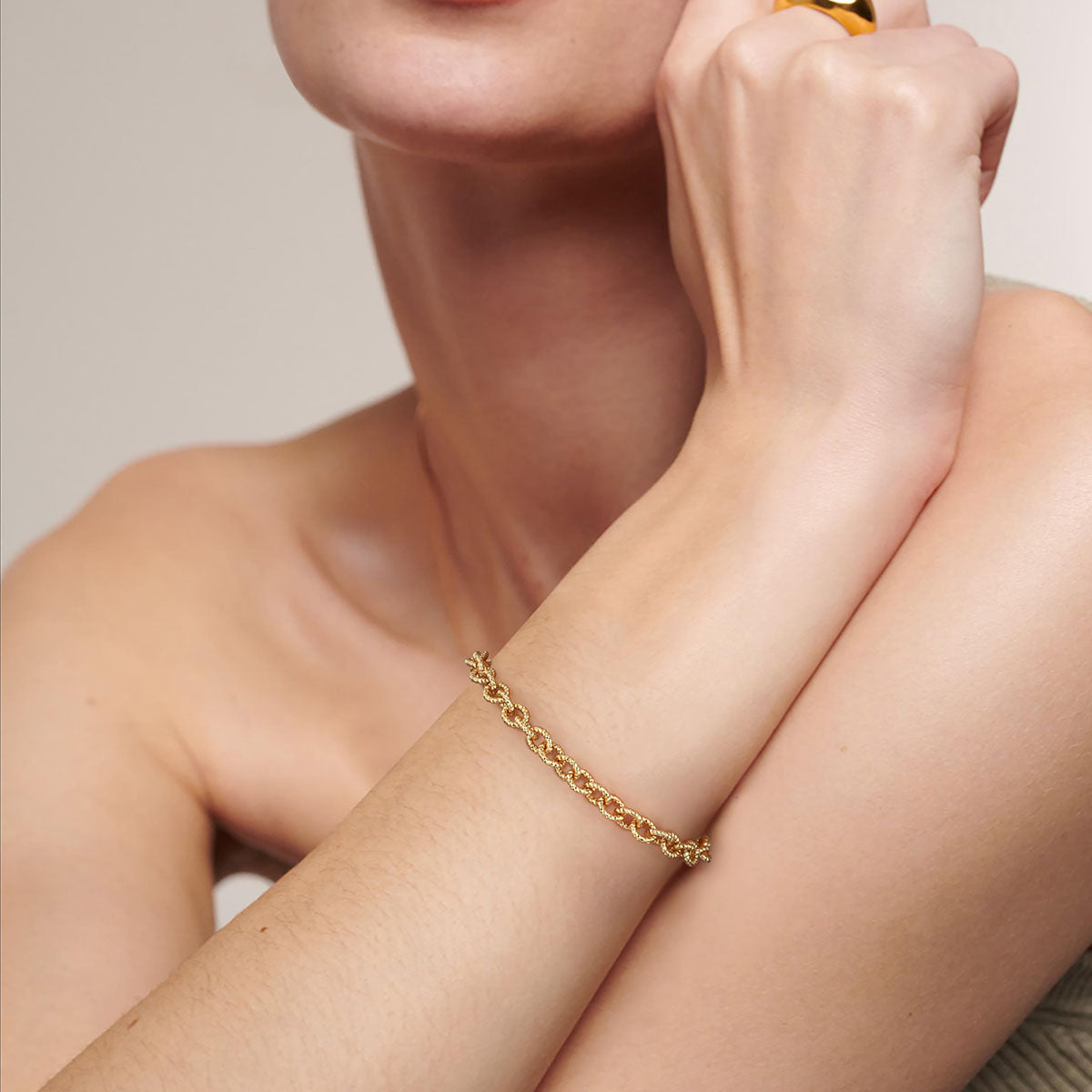Gold Chain Link Bracelet