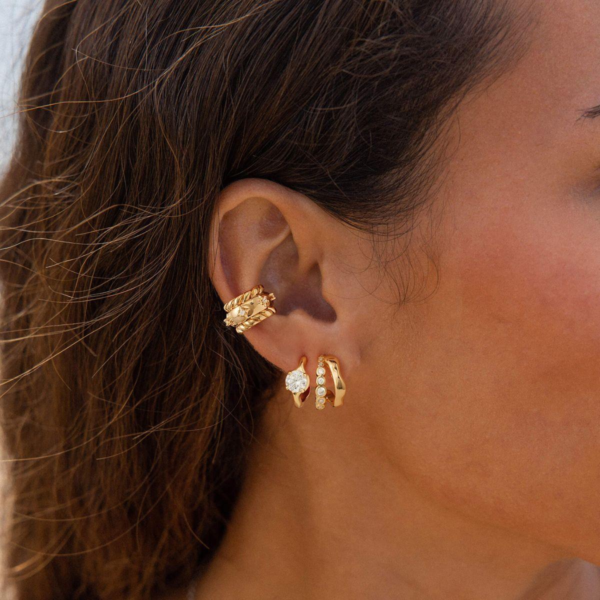 Star Twisted Band Ear Cuff