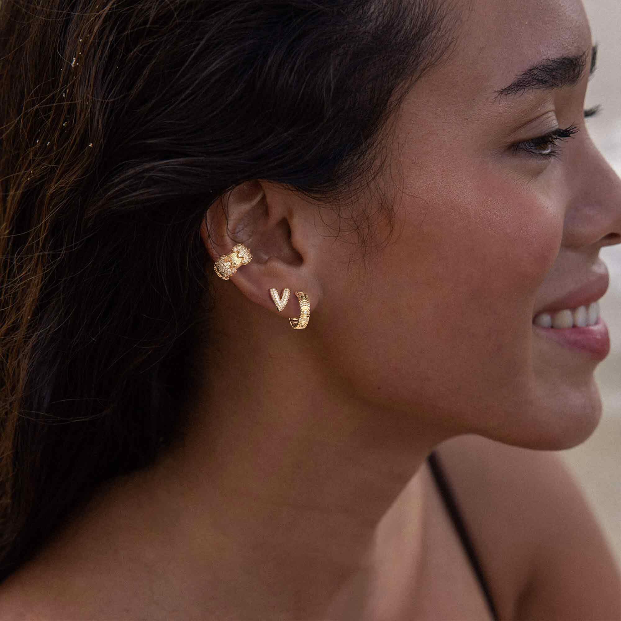 V Heart Stud Earrings