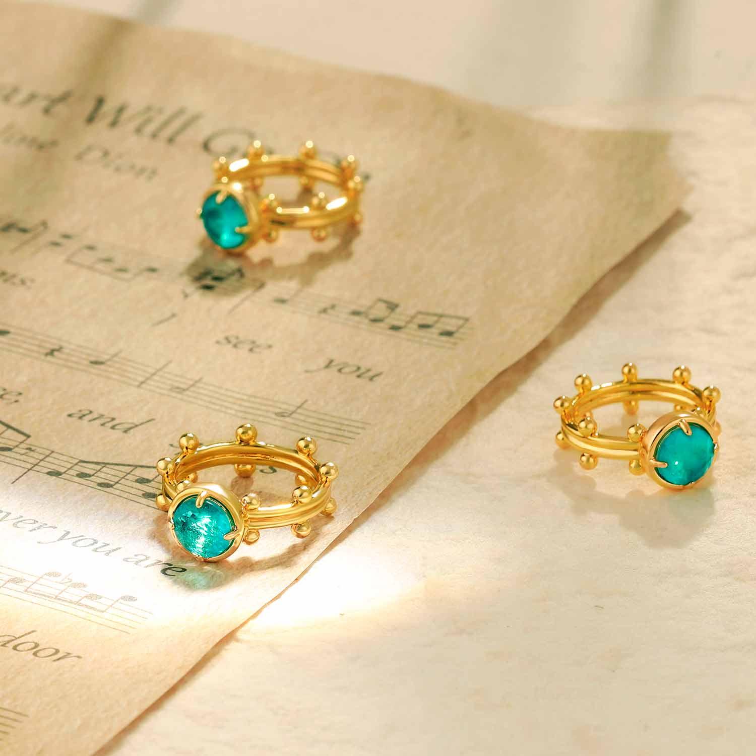 Circle Simulated Emerald/Paraiba Solitaire Cocktail Beaded Ring