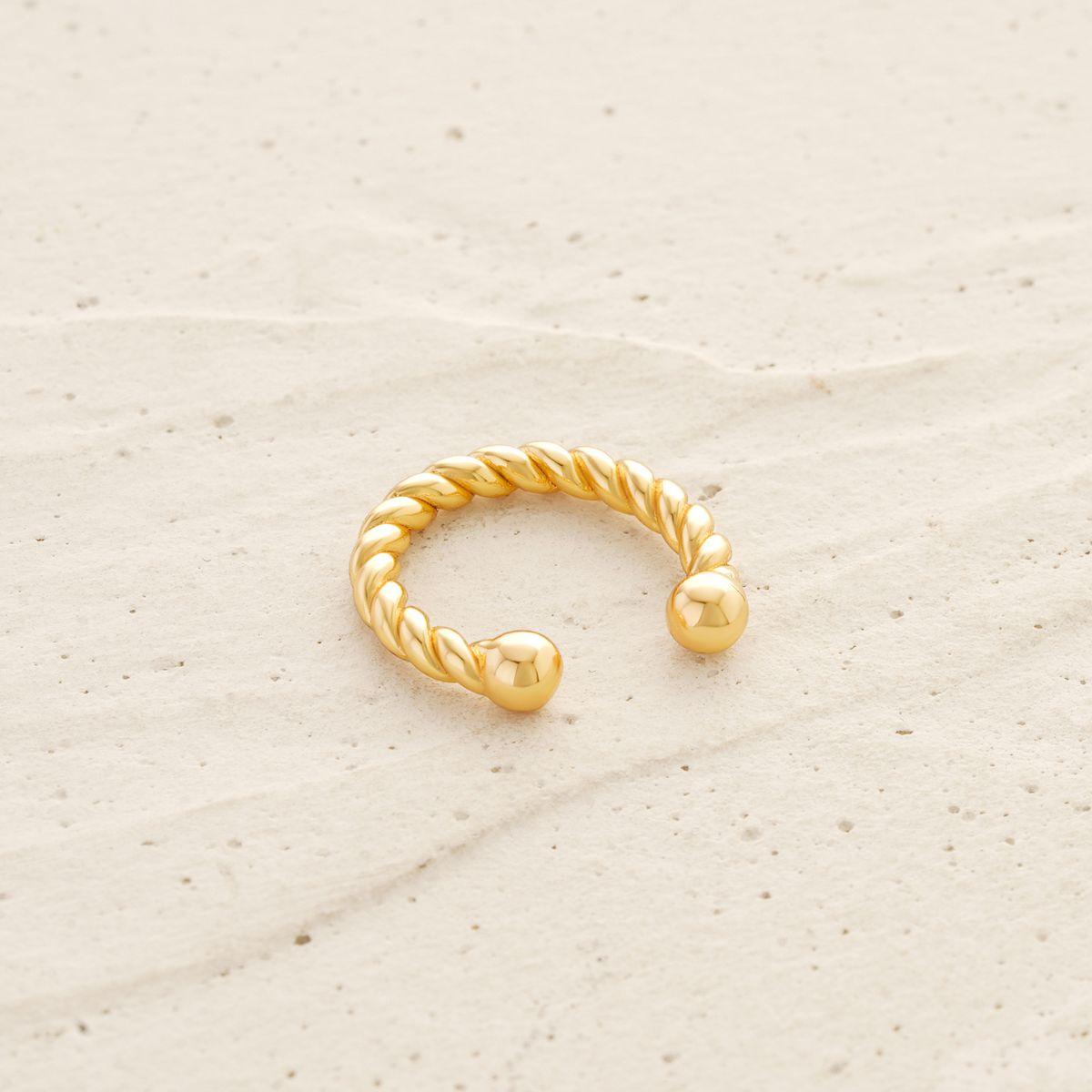 Detailed view of MYEARS® Barbell Twisted Ear Cuff, showing intricate gold twisted barbell craftsmanship, perfect for women’s style and gifting