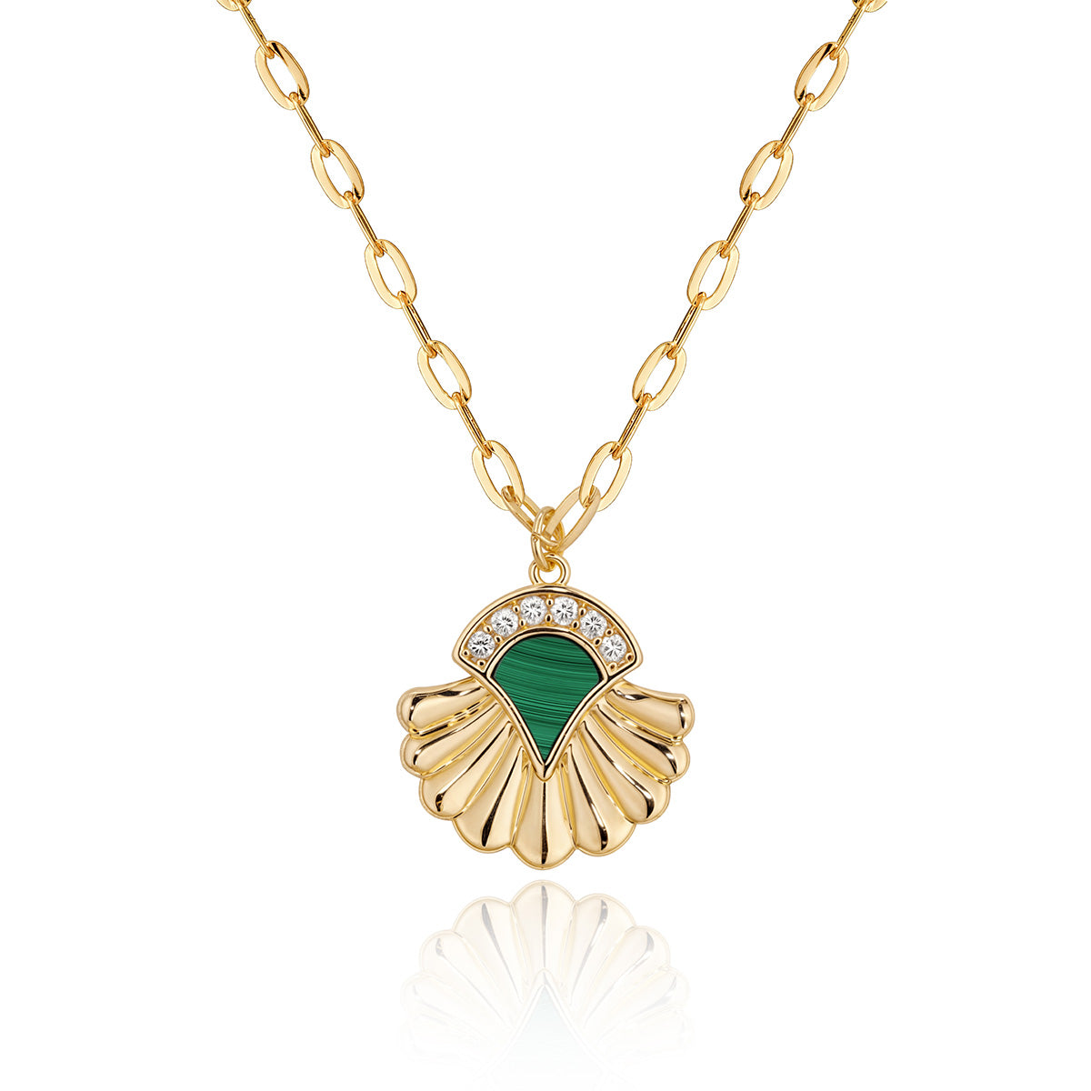 MYEARS Bohemian Malachite Pendant Necklace in gold for women, stylish bohemian heart-shaped malachite necklace perfect for everyday wear and gifting