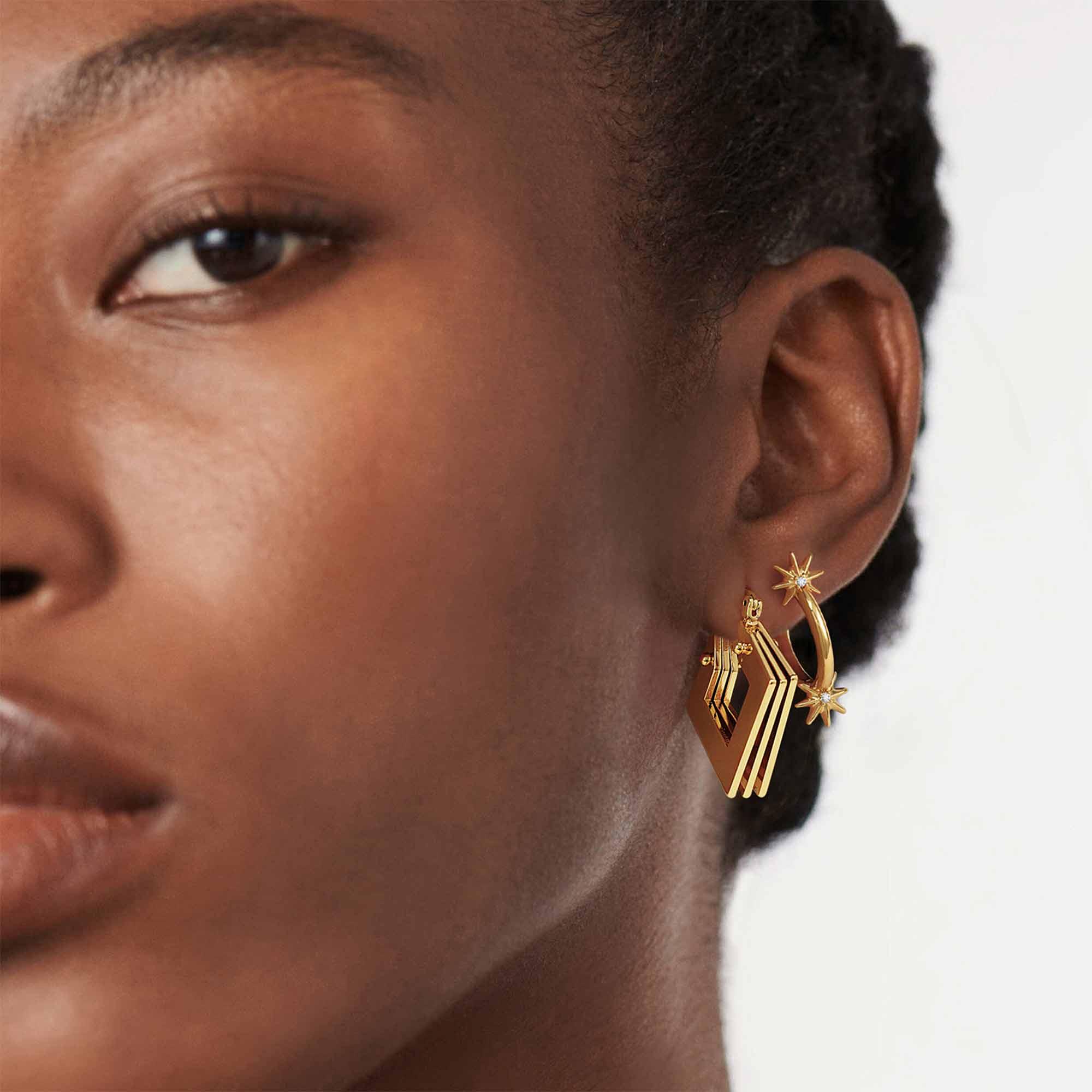 MYEARS Gold Square Hoop Earrings for Women on White Background – Elegant Jewelry for Everyday Wear