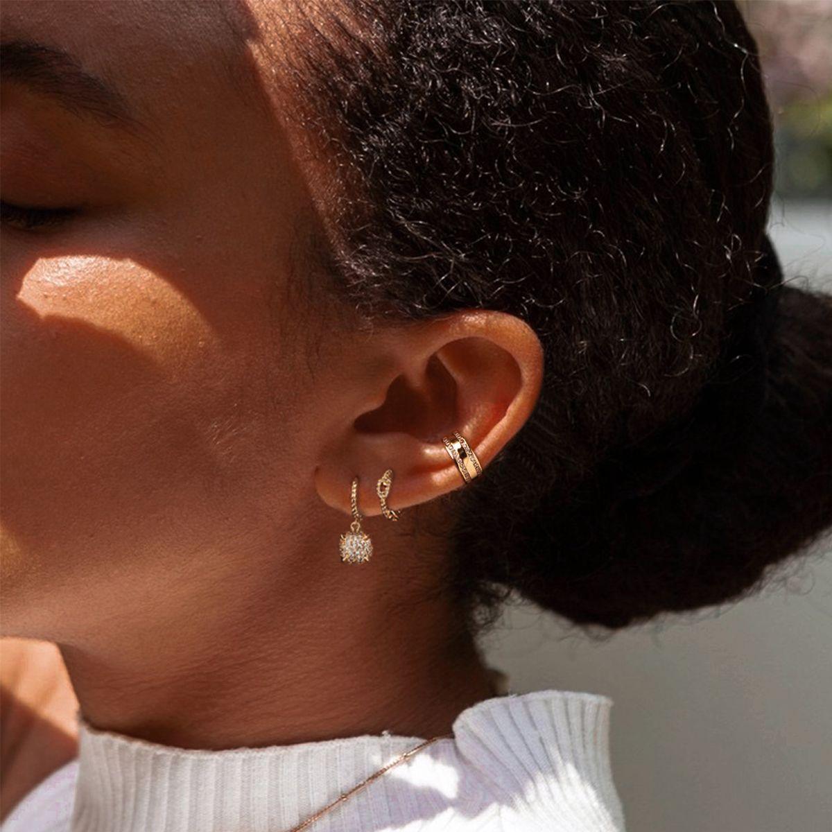 Lifestyle view of MYEARS® Thick Ear Cuffs No Piercing Earrings on a model, highlighting its gold finish and stylish design, ideal for everyday wear or as a thoughtful gift for women