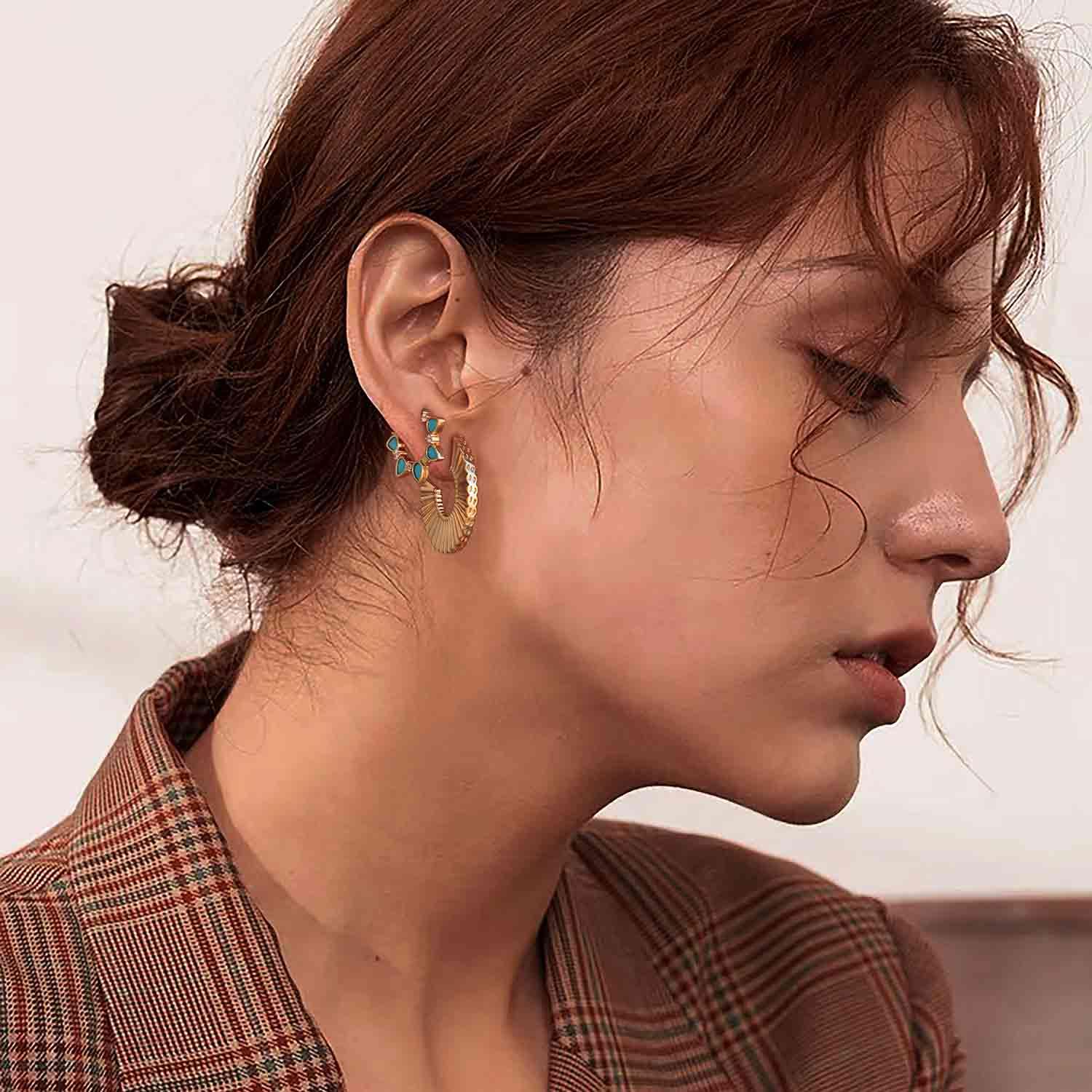 Close-up of MYEARS® turquoise waterdrop hoop earrings, gold hoop design