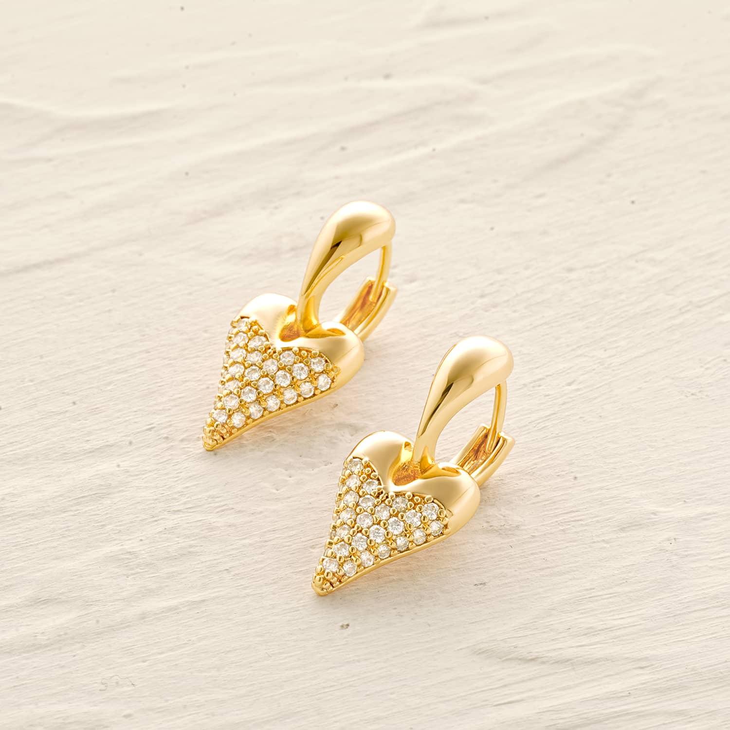 MYEARS Gold Waterdrop Heart Earrings for Women Detailed View – Elegant Everyday Wear Jewelry Gift