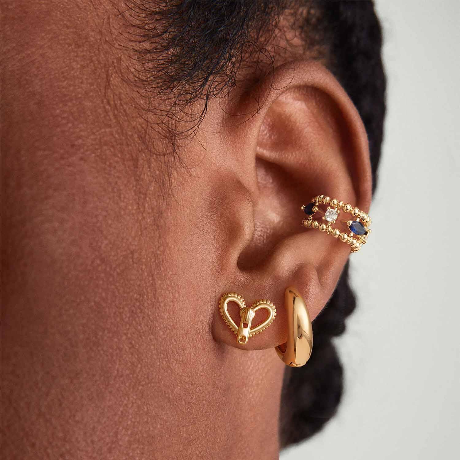MYEARS® Small Huggie Hoop Earrings worn by model, everyday gold hoops for women